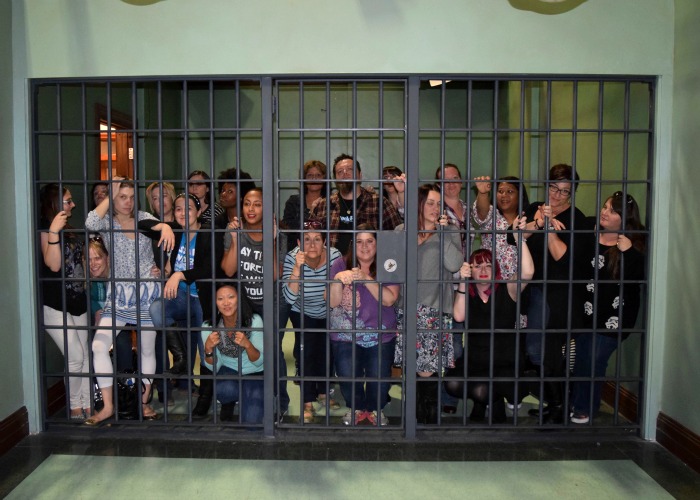 agent carter set jail