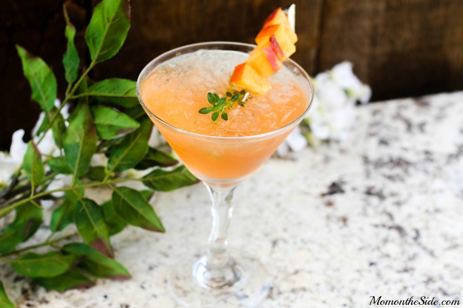 Thirsty Thursday: Iced Peach Cocktail