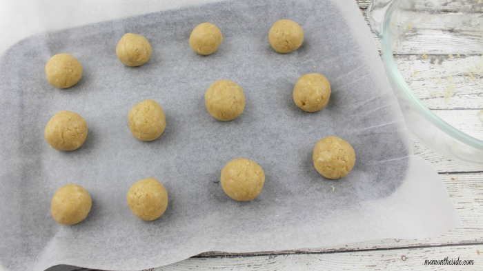 White Chocolate Glitter Golden Oreo Truffles