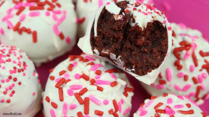 Red Velvet Oreo Truffles