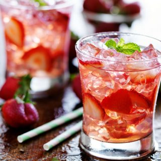 Best Strawberry Cocktail Recipes