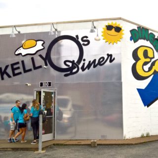 Pittsburgh Restaurants: KellyO's Diner on The Strip