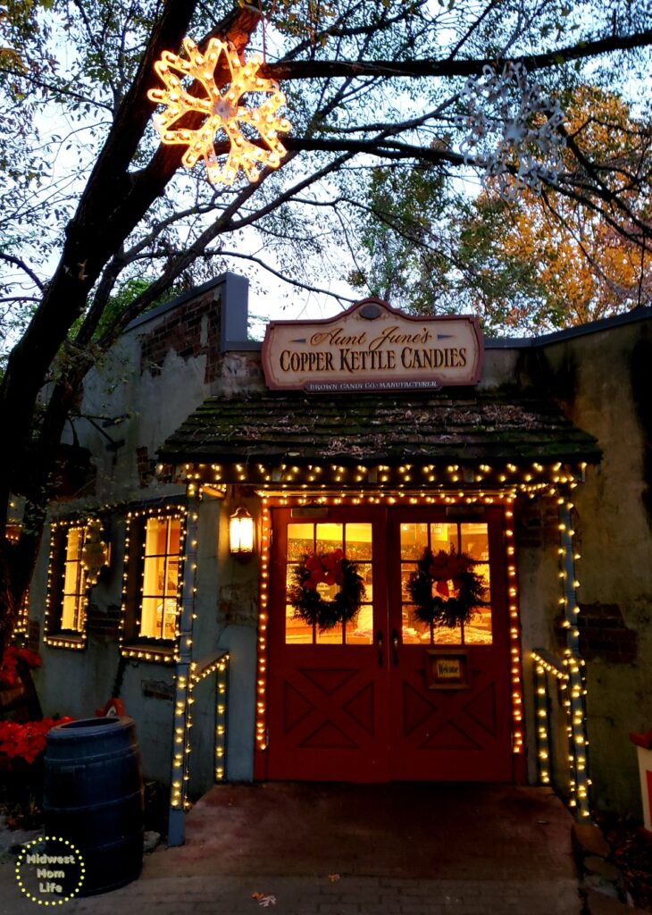 Christmas at Silver Dollar City Awakens All Five Senses