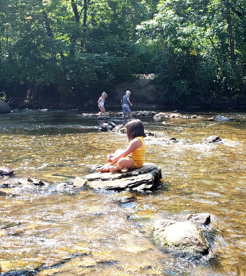 Best Tips For Taking Kids To Minnehaha Falls In Minnesota